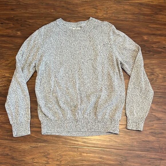 Gray St John’s Bay Crewneck Long Sleeve Sweater - Picture 1 of 5